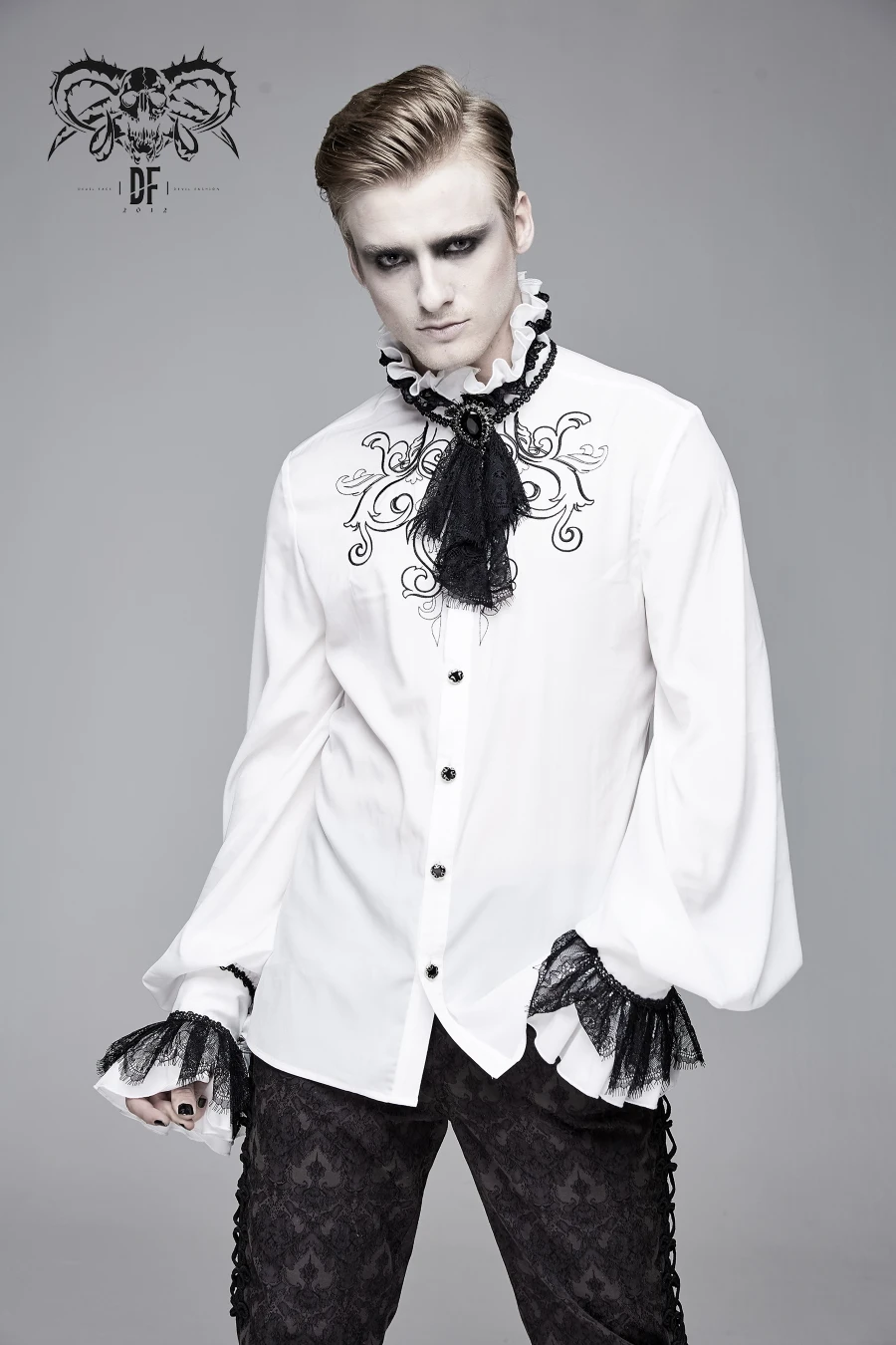 Chemise à Jabot DEVIL FASHION 'gothic Palace'